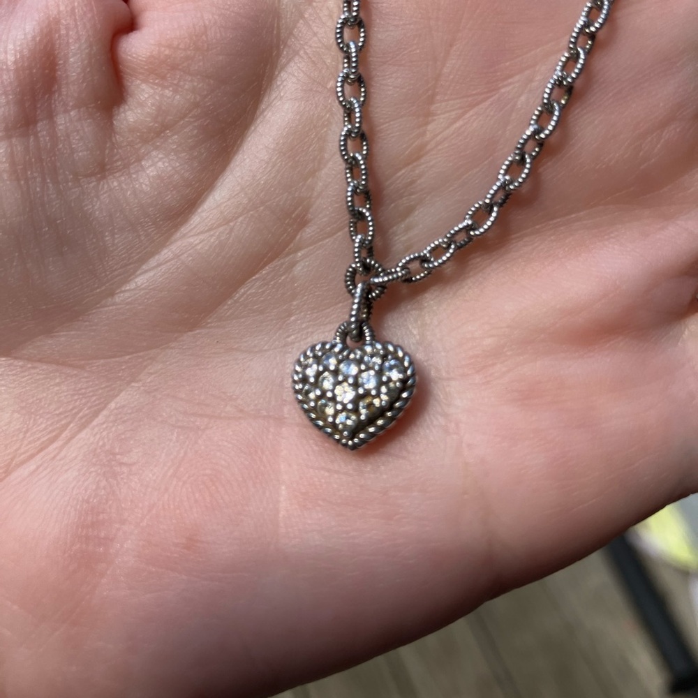 Gorgeous Judith Ripka Pave Diamonique Heart Charm Necklace